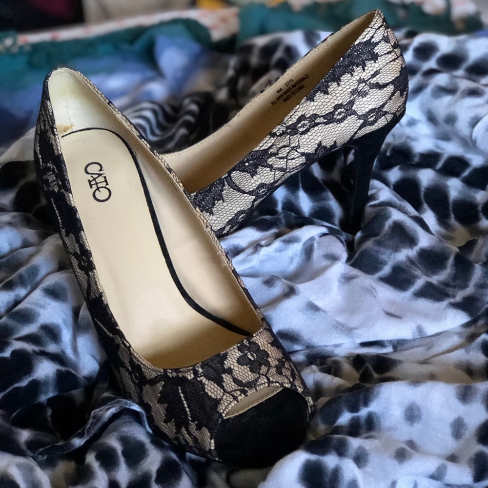 2/$15 Lace Cato Heels
